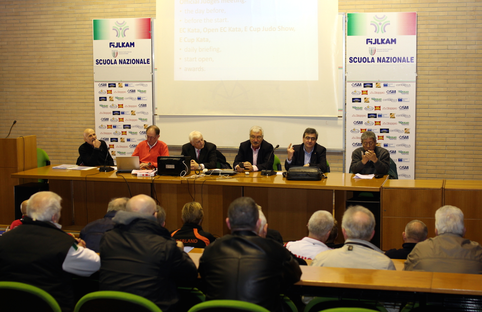 Partito l’EJU Kata Seminar nel Centro Olimpico Matteo Pellicone 